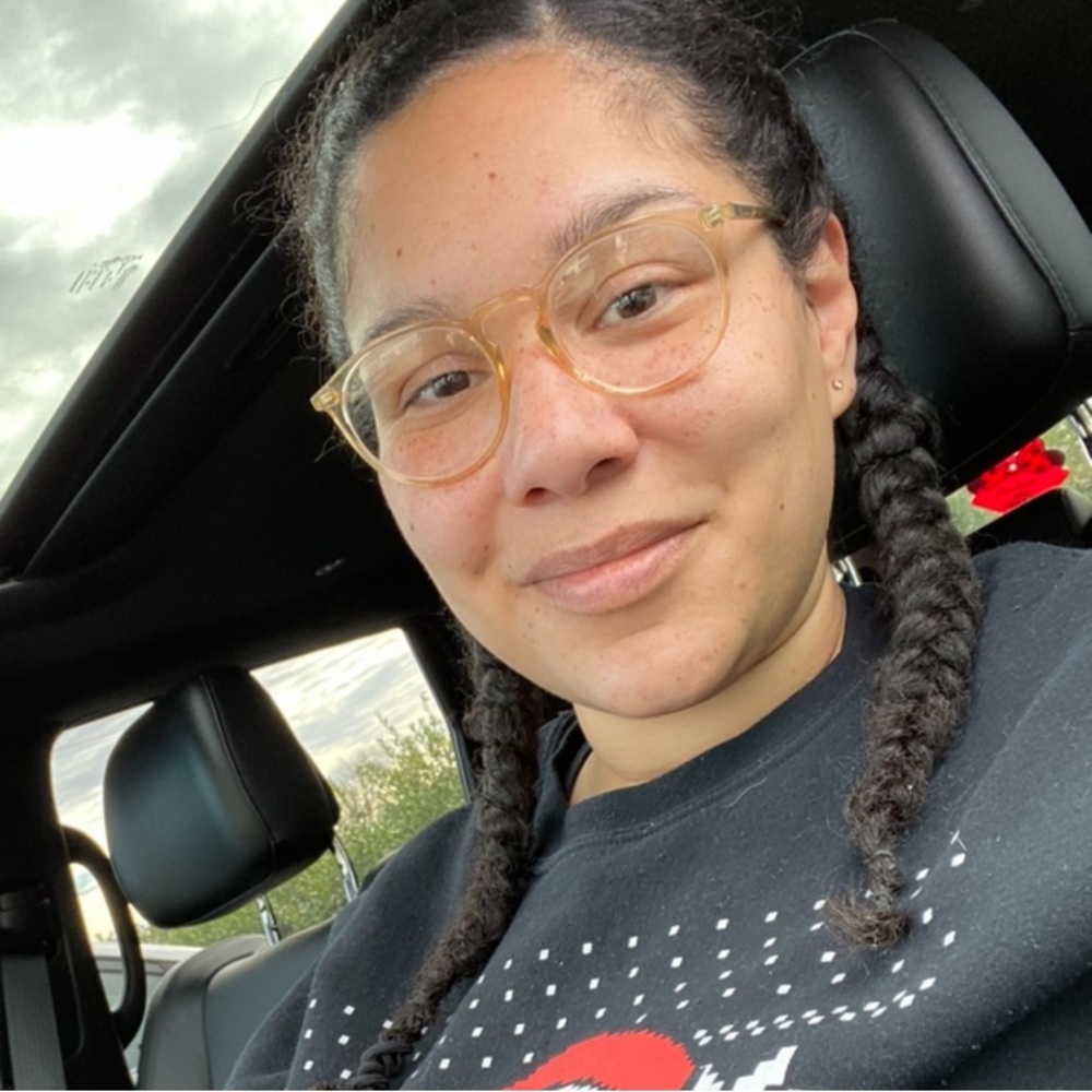 Meet your Posher, Brittney